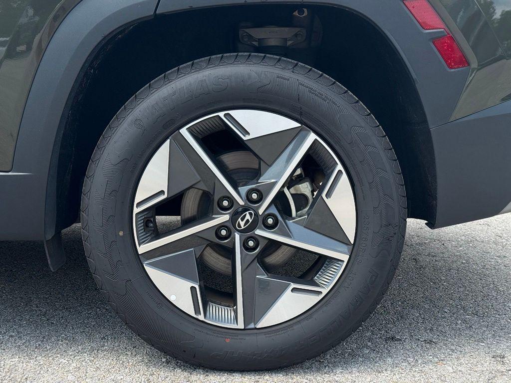 used 2025 Hyundai Tucson car, priced at $22,424