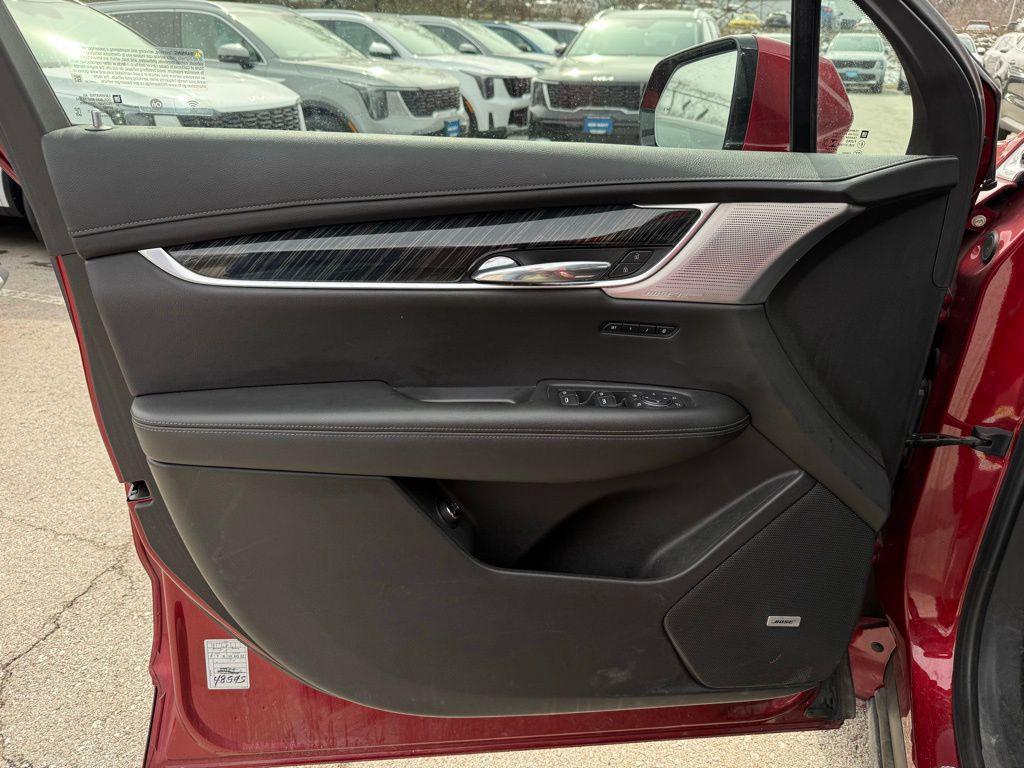 used 2023 Cadillac XT6 car, priced at $31,475