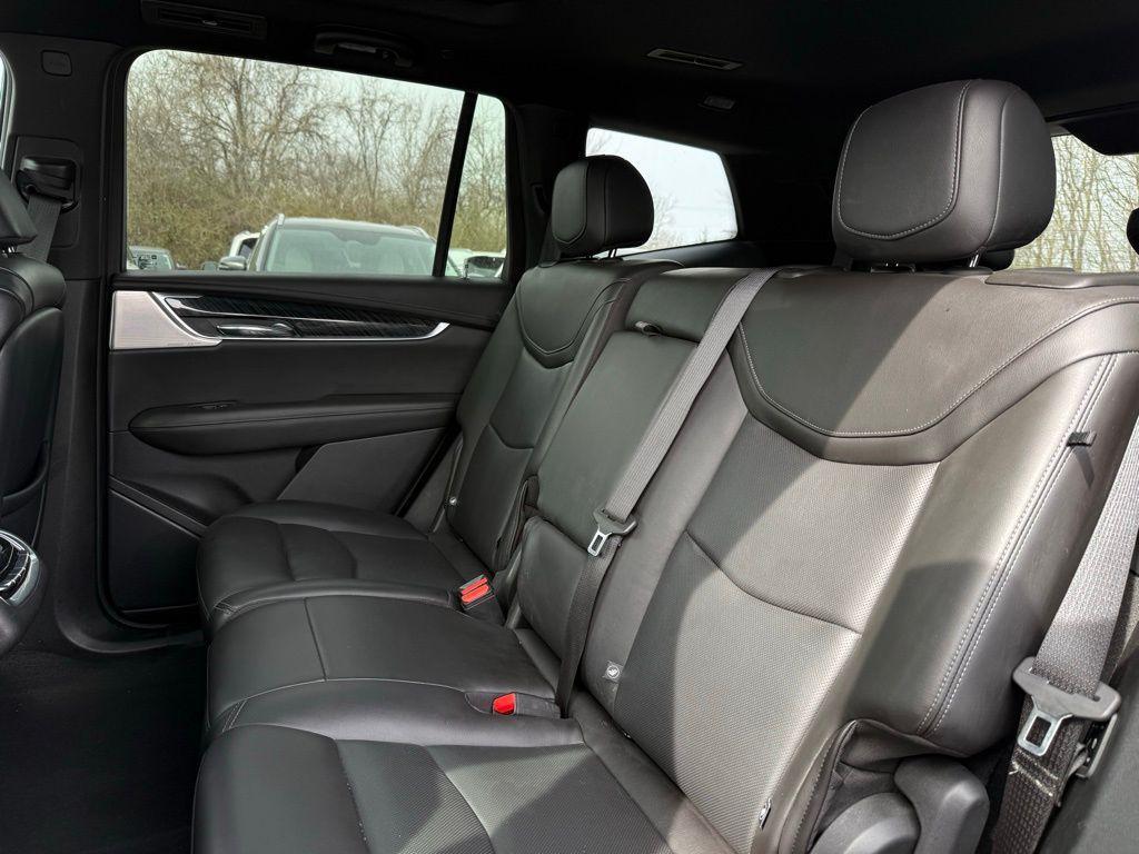 used 2023 Cadillac XT6 car, priced at $31,475