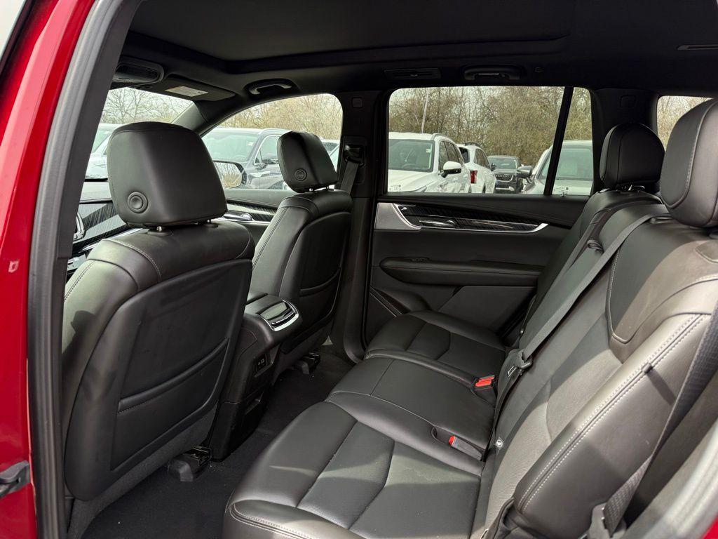 used 2023 Cadillac XT6 car, priced at $31,475