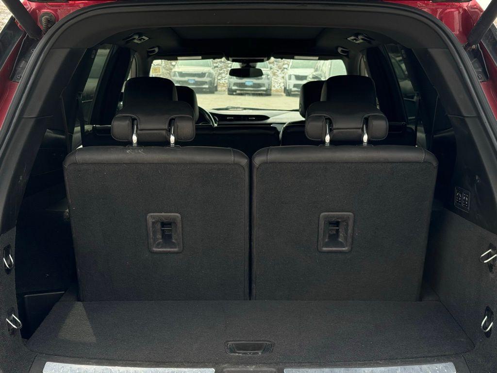 used 2023 Cadillac XT6 car, priced at $31,475