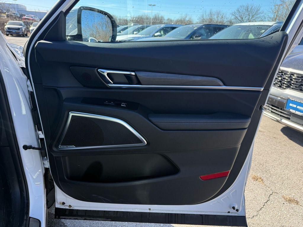 used 2023 Kia Telluride car, priced at $37,697