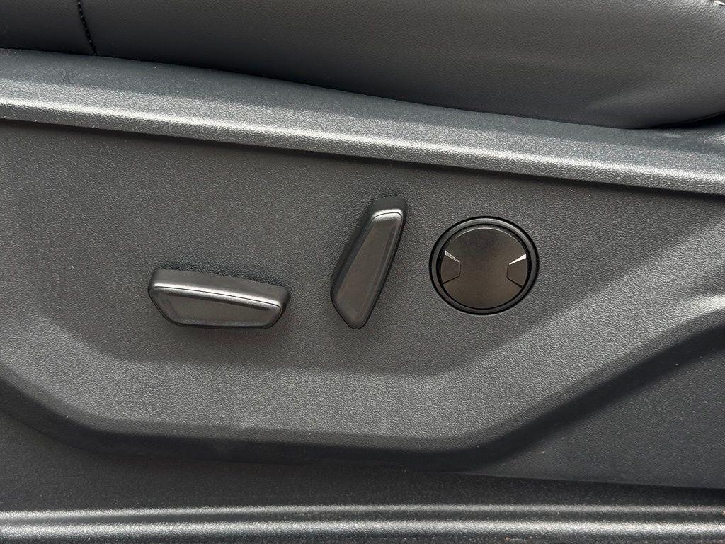 used 2025 Ford Expedition Max car, priced at $65,631
