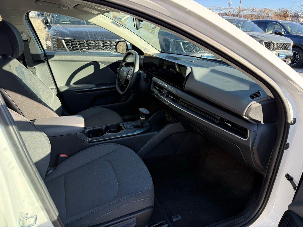 used 2025 Kia K4 car, priced at $20,000