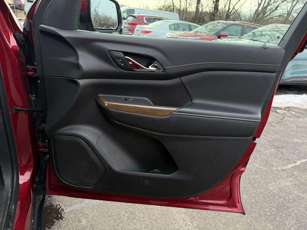 used 2020 GMC Acadia car, priced at $16,127