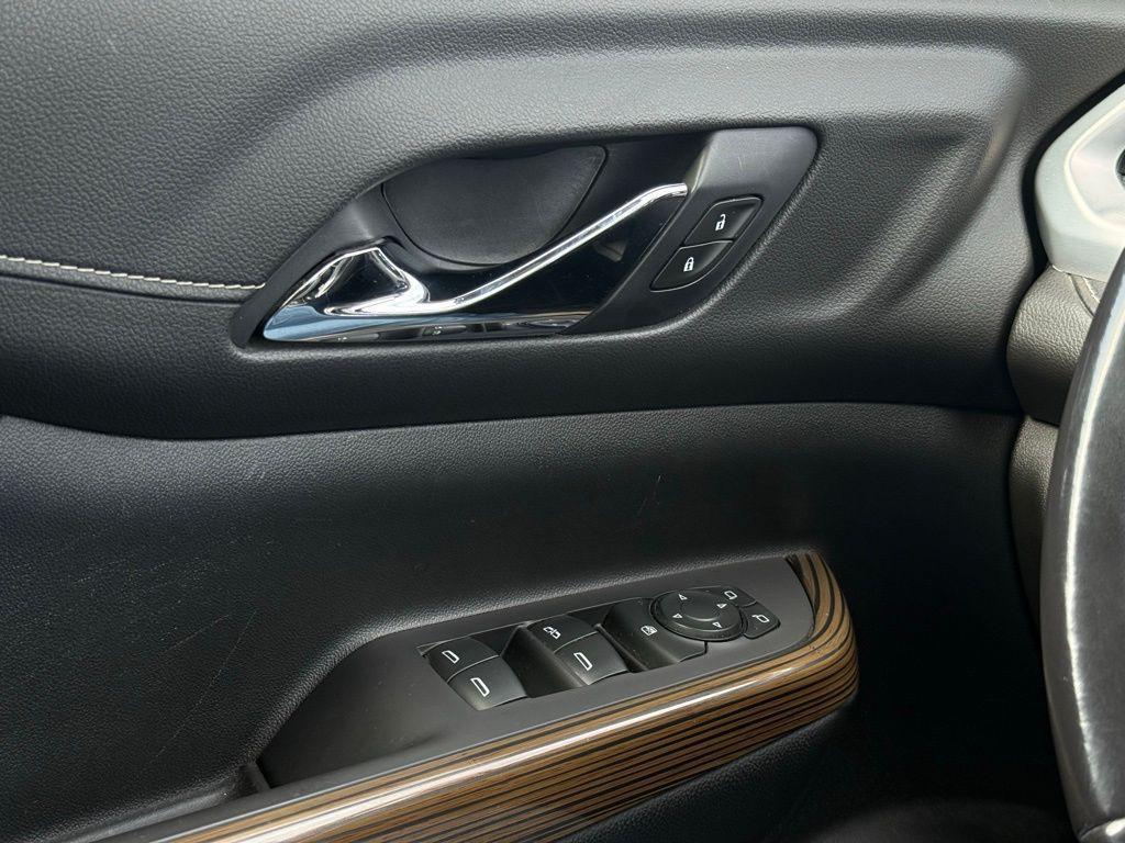 used 2020 GMC Acadia car, priced at $16,127