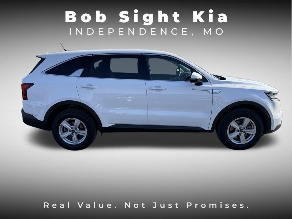 used 2023 Kia Sorento car, priced at $22,296