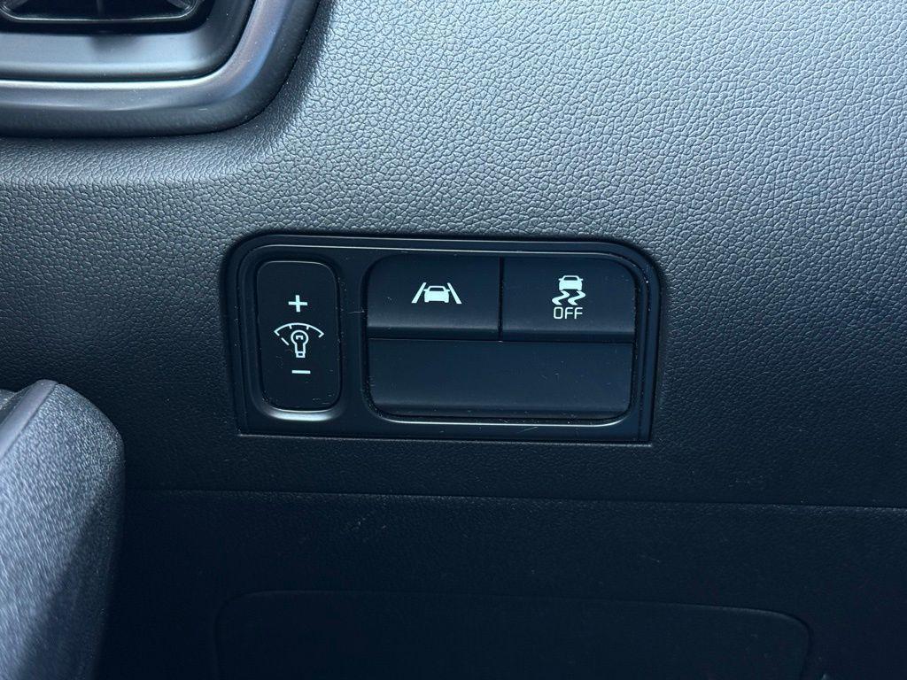 used 2023 Kia Sorento car, priced at $22,296