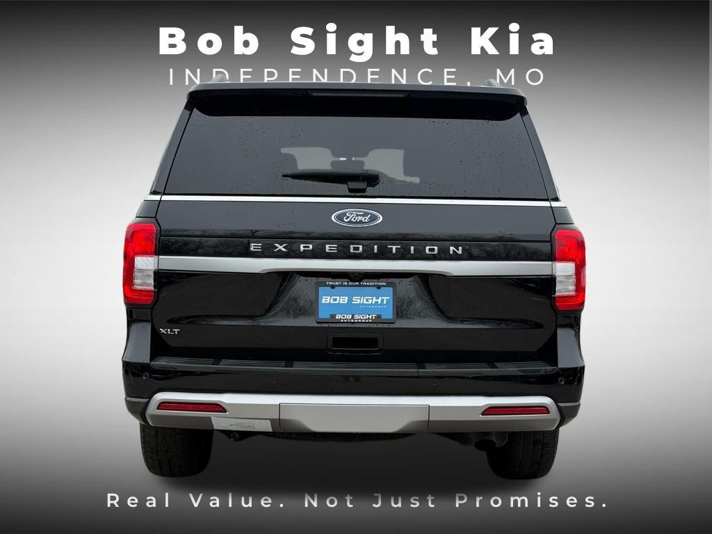 used 2024 Ford Expedition car, priced at $43,105