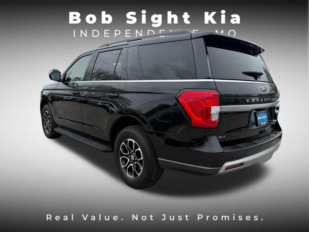 used 2024 Ford Expedition car, priced at $43,105