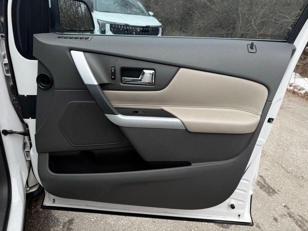 used 2013 Ford Edge car, priced at $5,896