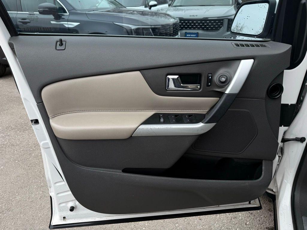 used 2013 Ford Edge car, priced at $5,896