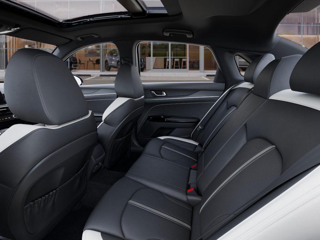 new 2025 Kia K5 car, priced at $30,871