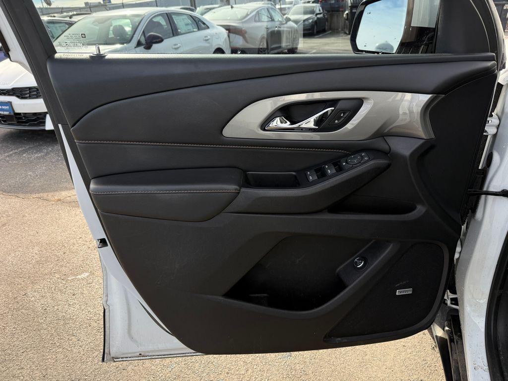 used 2020 Chevrolet Traverse car, priced at $16,959