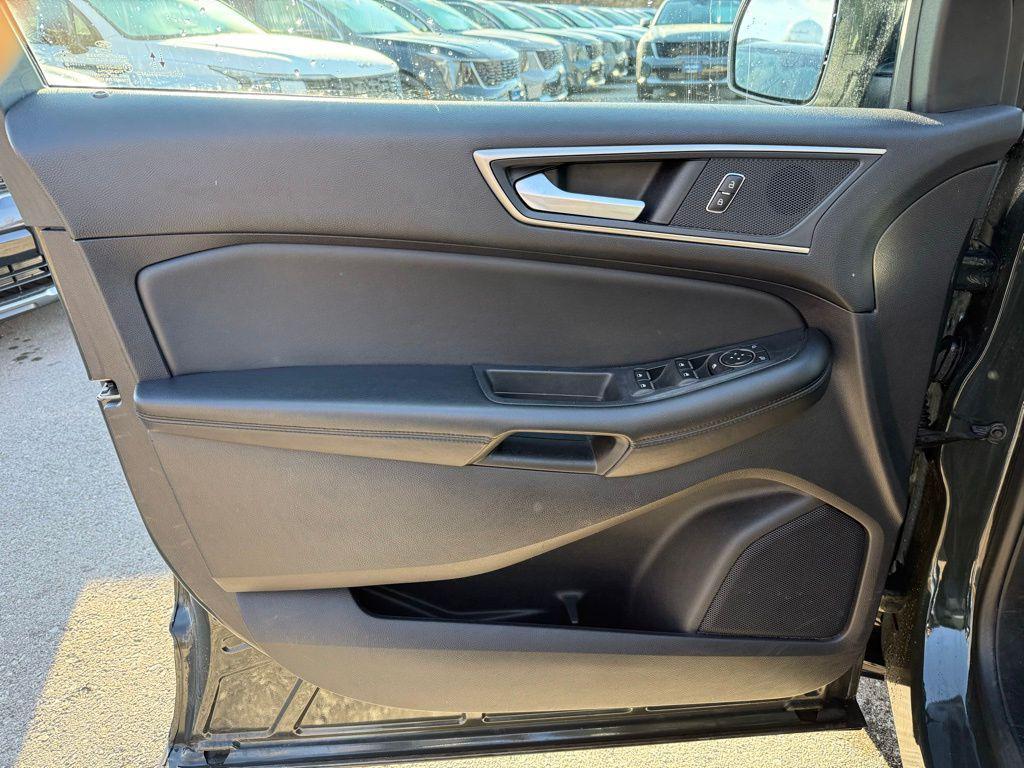 used 2022 Ford Edge car, priced at $19,641