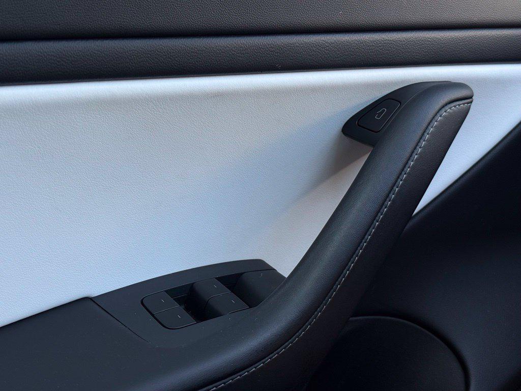used 2021 Tesla Model 3 car, priced at $20,815