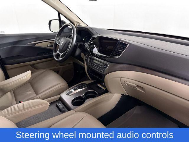 used 2022 Honda Pilot car, priced at $30,098