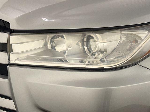used 2018 Toyota Highlander car, priced at $26,656