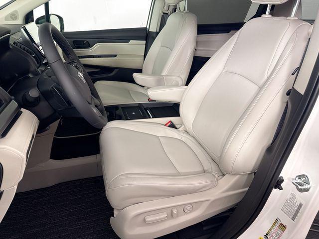 new 2026 Honda Odyssey car, priced at $43,110