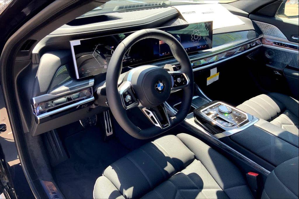 new 2025 BMW 760 car, priced at $133,990