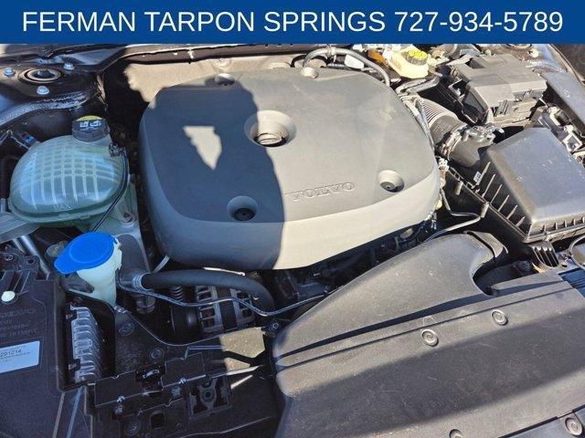 used 2020 Volvo XC40 car, priced at $21,177