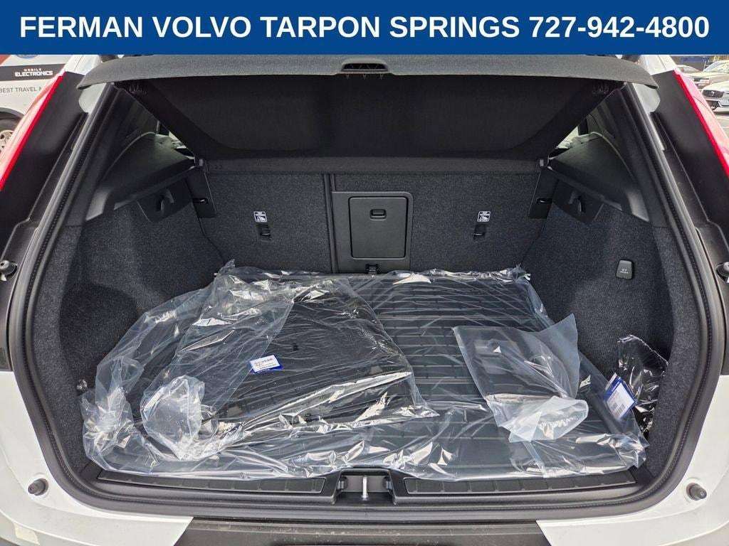new 2026 Volvo XC40 car, priced at $42,801