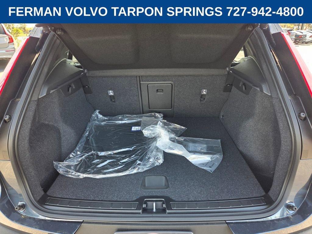 new 2026 Volvo XC40 car, priced at $38,967