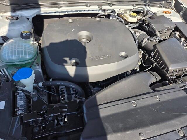 used 2021 Volvo XC40 car, priced at $22,795