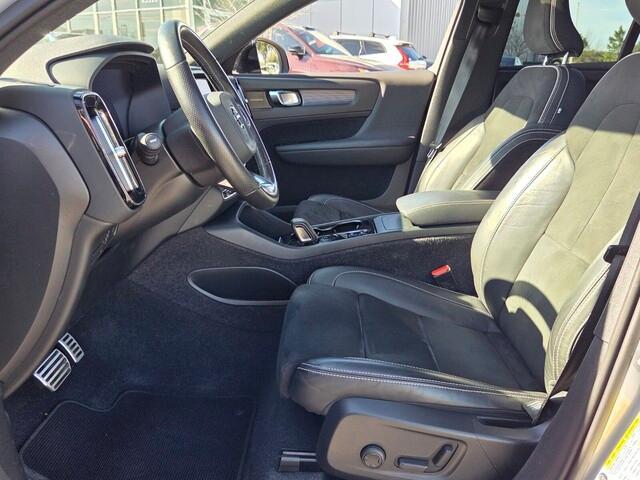 used 2021 Volvo XC40 car, priced at $22,795