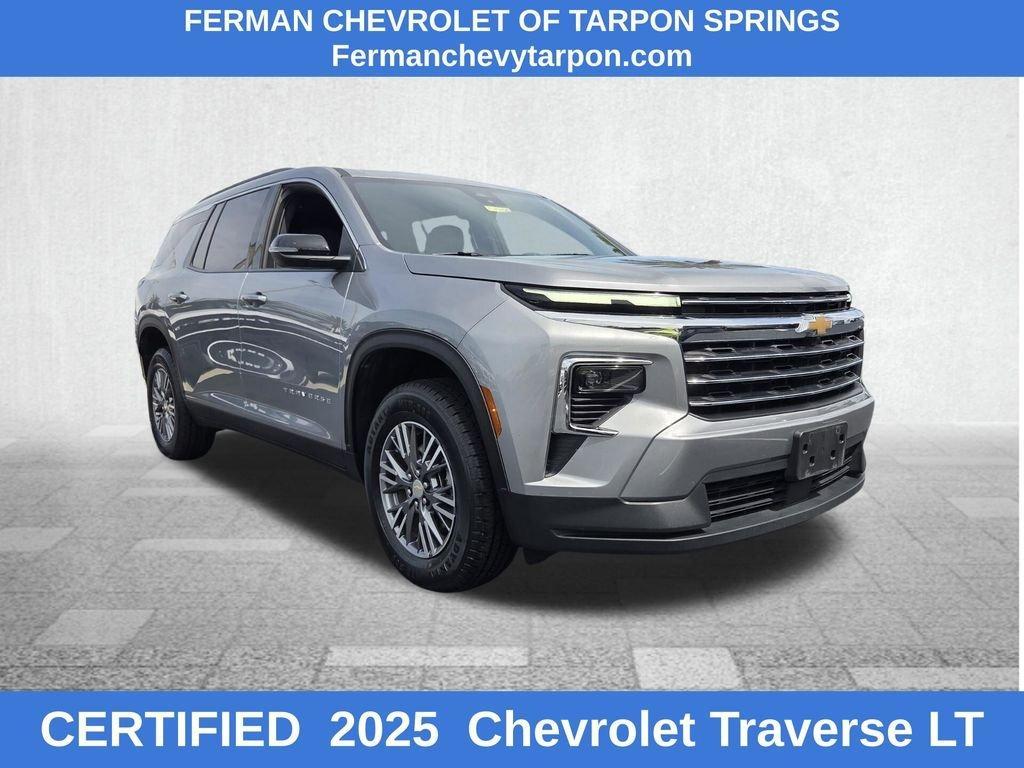 used 2025 Chevrolet Traverse car, priced at $39,800