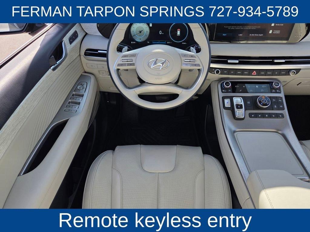 used 2025 Hyundai Palisade car, priced at $43,820