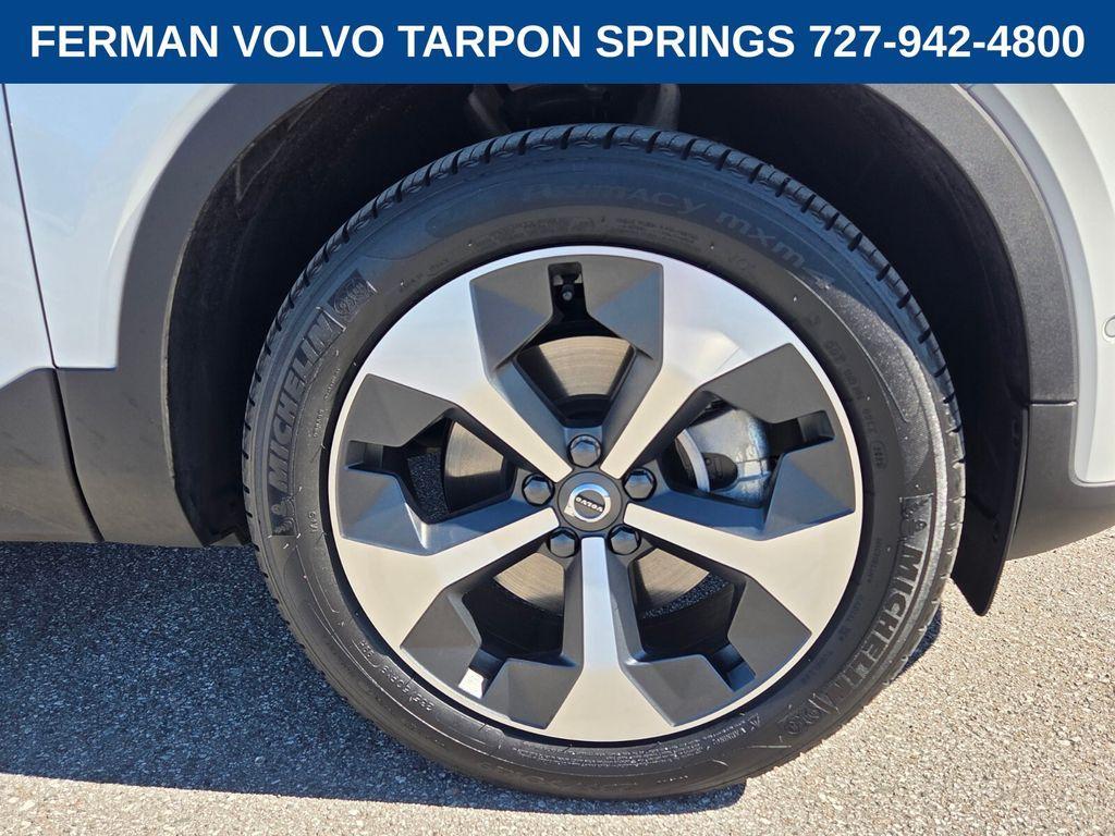 new 2026 Volvo XC40 car