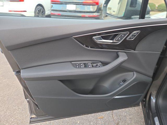 new 2026 Audi Q7 car, priced at $71,295