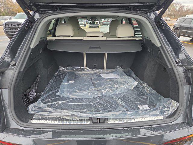 new 2025 Audi Q5 car, priced at $59,050