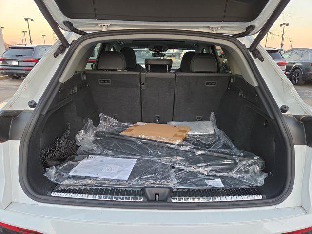 new 2025 Audi Q5 car, priced at $59,940