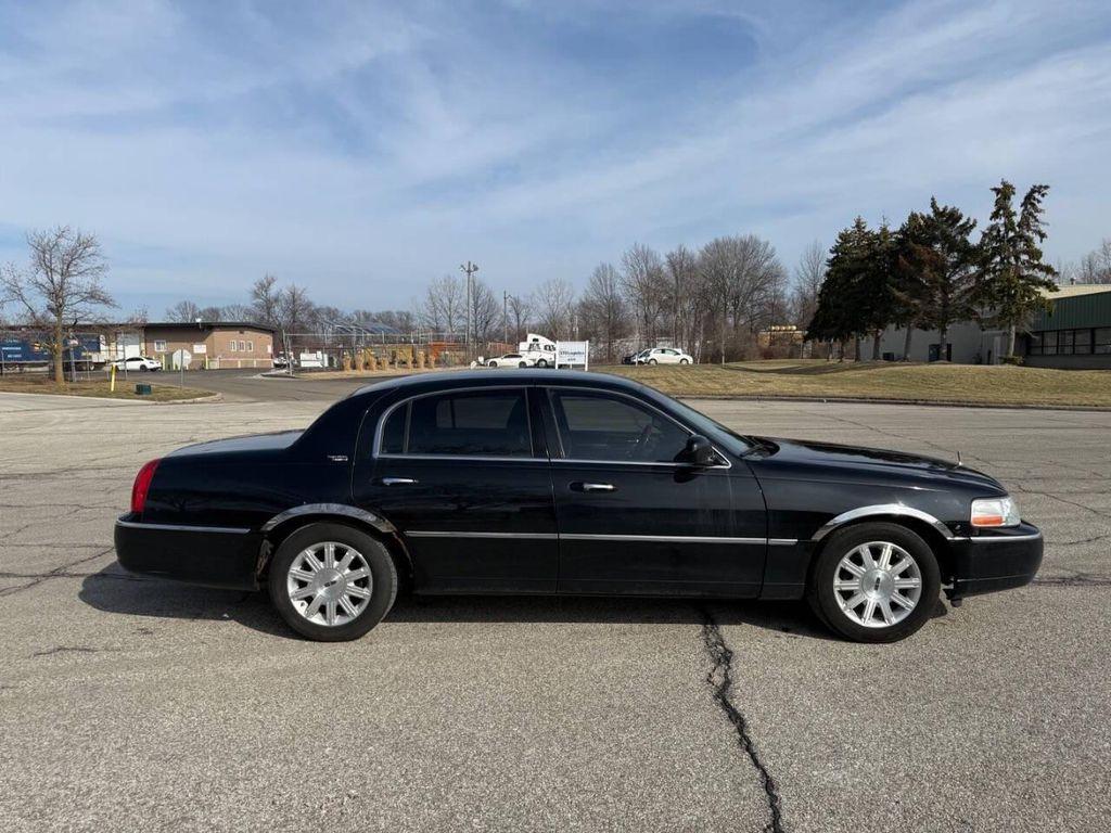 used 2011 Lincoln Town Car car, priced at $2,995