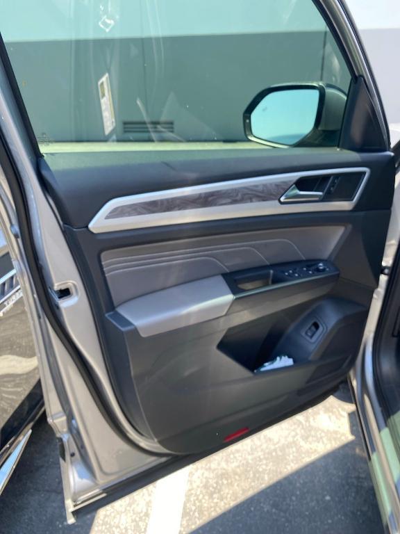 used 2022 Volkswagen Atlas Cross Sport car, priced at $25,888