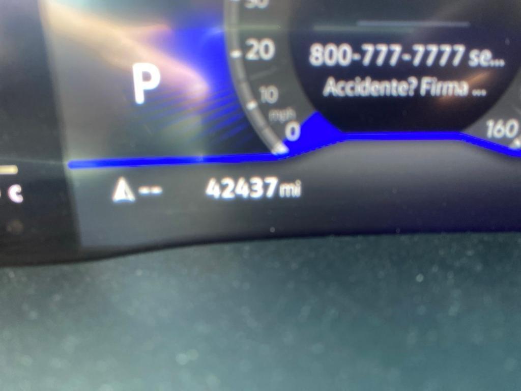 used 2022 Volkswagen Atlas Cross Sport car, priced at $25,888