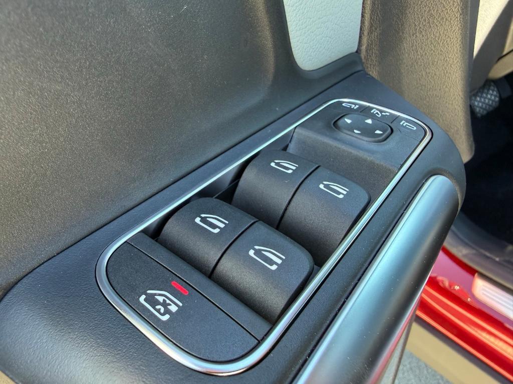 new 2026 Mercedes-Benz GLA 250 car, priced at $45,680