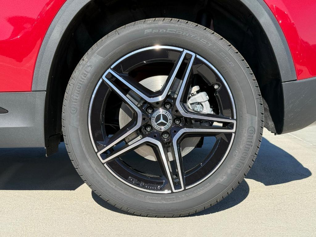 new 2026 Mercedes-Benz GLA 250 car, priced at $45,680