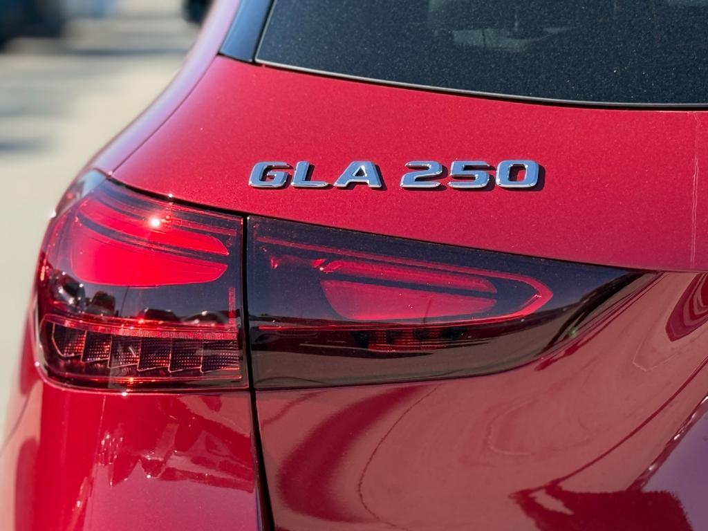 new 2026 Mercedes-Benz GLA 250 car, priced at $45,680