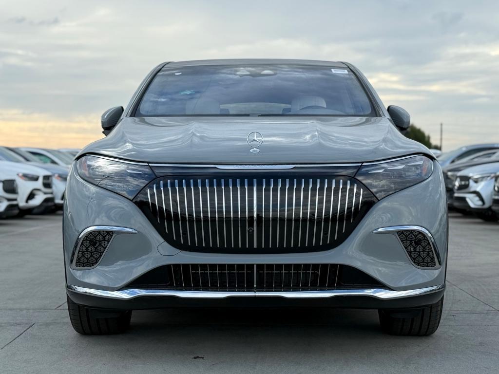 new 2025 Mercedes-Benz Maybach EQS 680 car, priced at $205,350