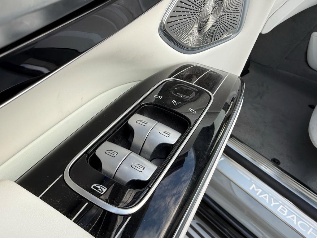 new 2025 Mercedes-Benz Maybach EQS 680 car, priced at $205,350