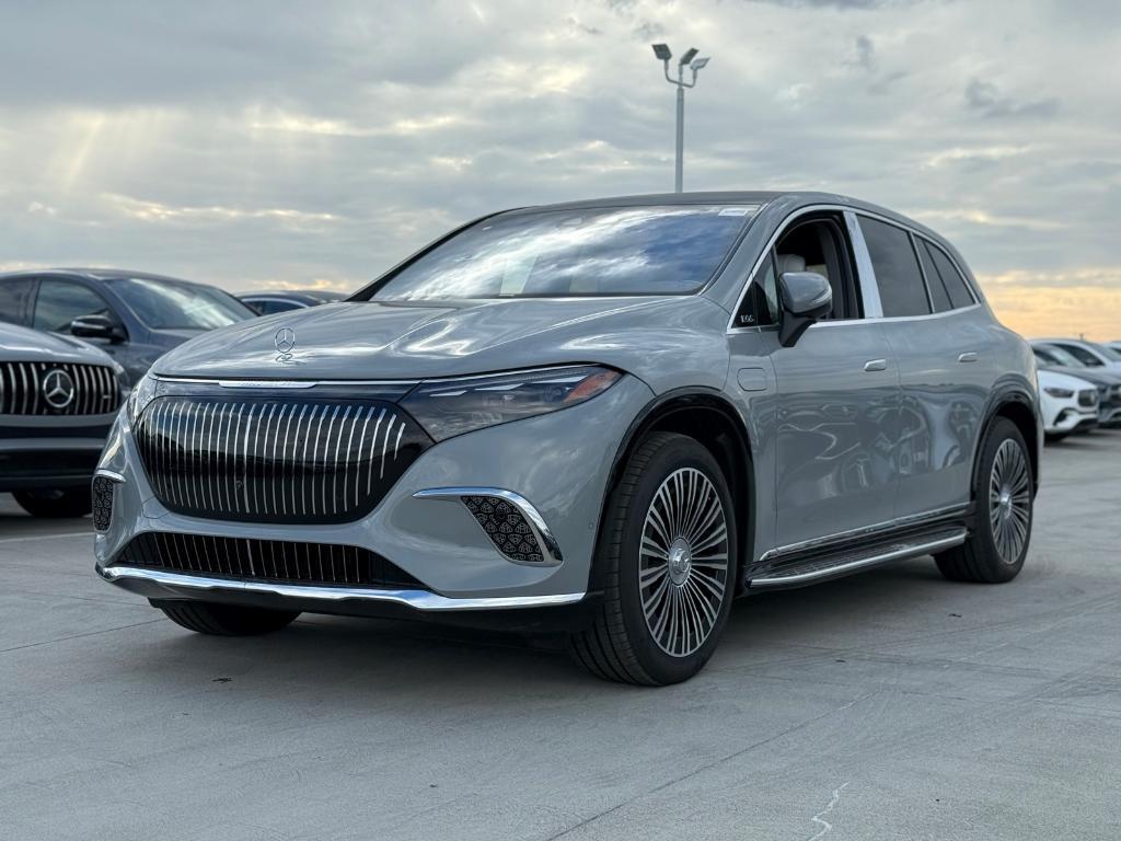 new 2025 Mercedes-Benz Maybach EQS 680 car, priced at $205,350