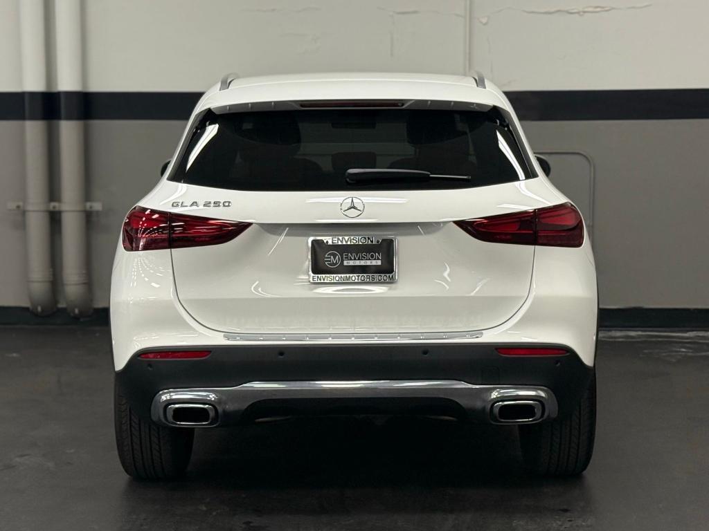 used 2025 Mercedes-Benz GLA 250 car, priced at $37,797