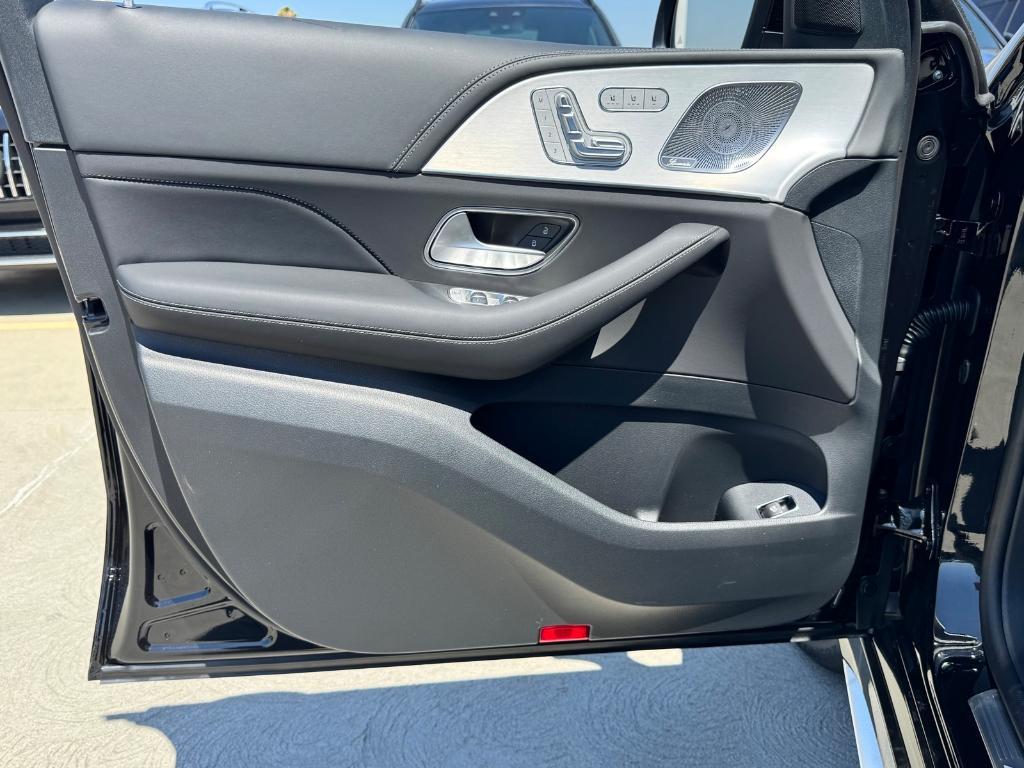 new 2025 Mercedes-Benz AMG GLE 63 car, priced at $134,995