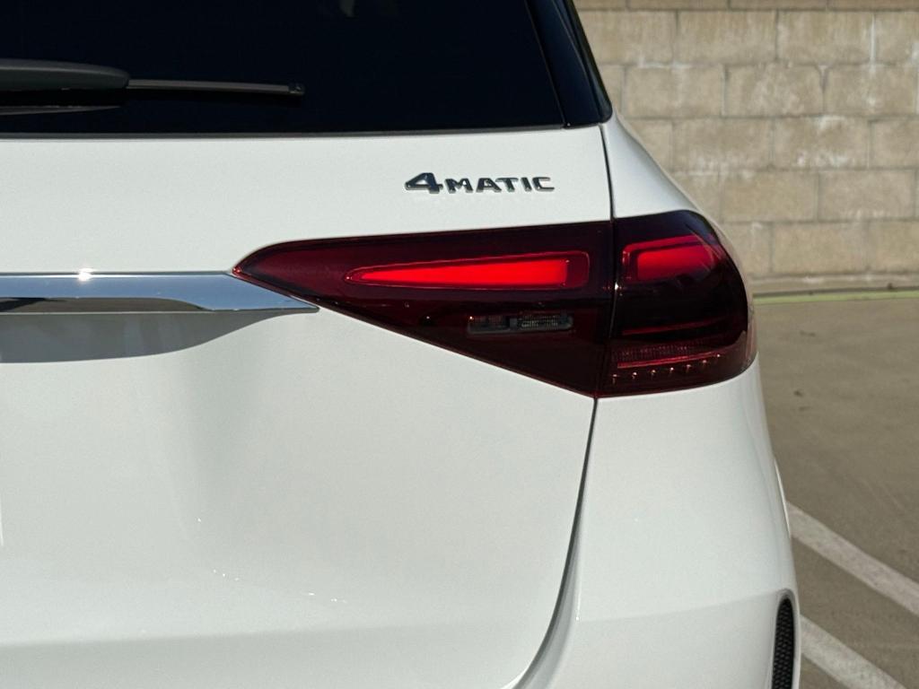 new 2026 Mercedes-Benz GLE 450 car, priced at $78,695