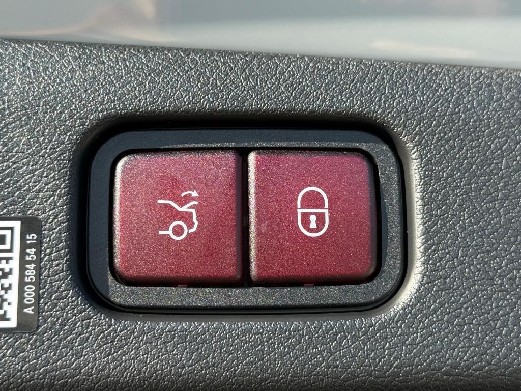 new 2026 Mercedes-Benz AMG E 53 car, priced at $116,965