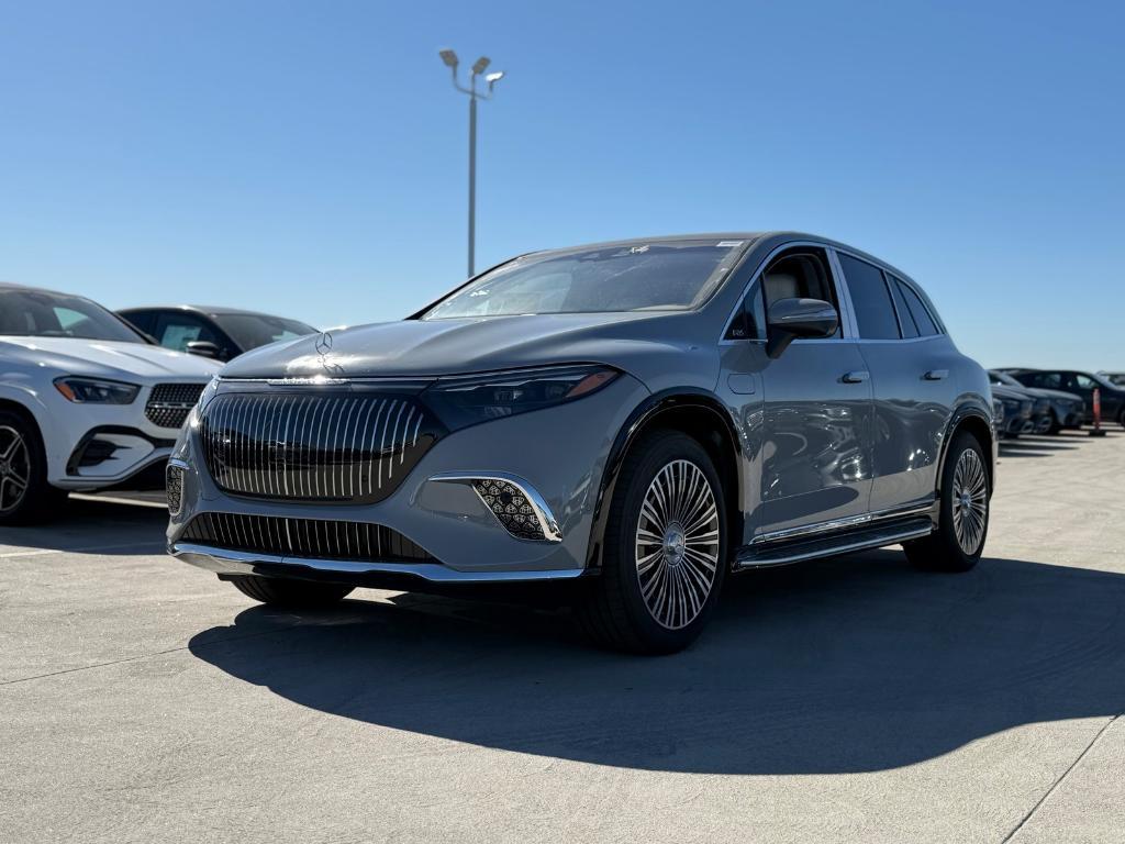 new 2025 Mercedes-Benz Maybach EQS 680 car, priced at $205,350