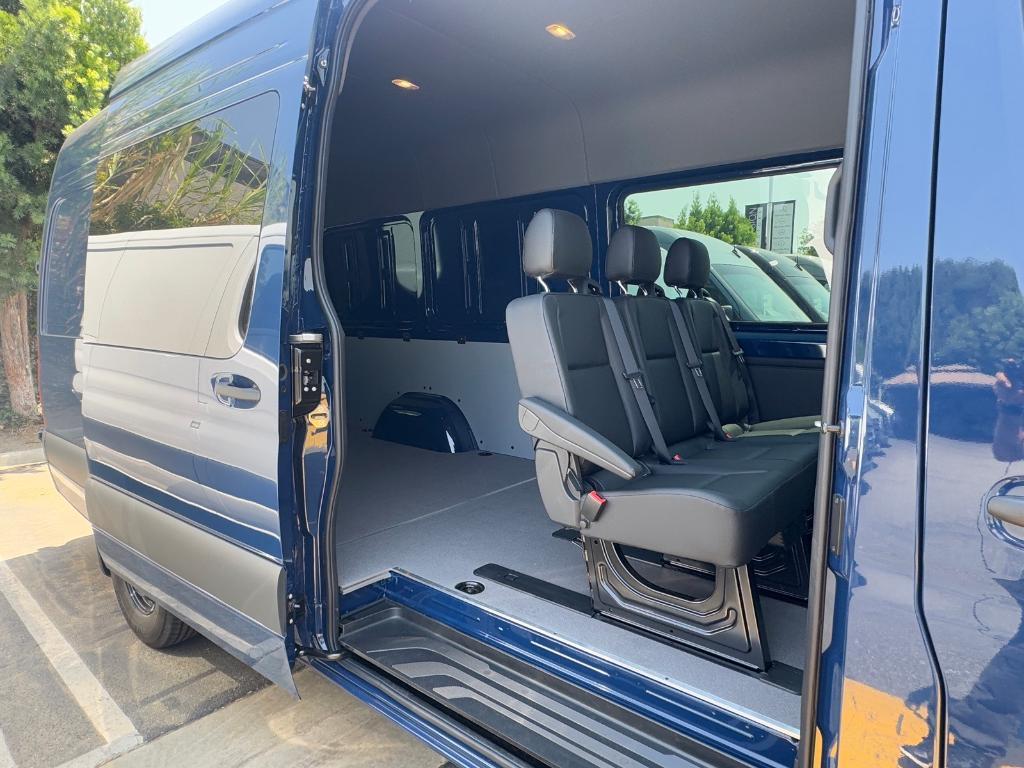 new 2025 Mercedes-Benz Sprinter 2500 car, priced at $75,215
